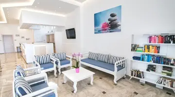 Sunshine Hotel