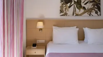Sunshine Hotel