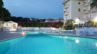 SUNSHINE HOTEL