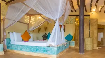 Sunshine Marine Lodge****