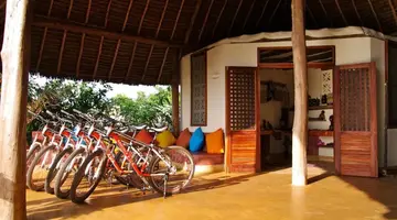 Sunshine Marine Lodge****
