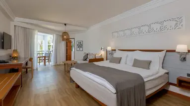 SUNWING BANGTAO BEACH