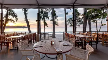 SUNWING BANGTAO BEACH