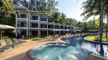 SUNWING BANGTAO BEACH