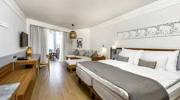 Sunwing Bangtao Beach
