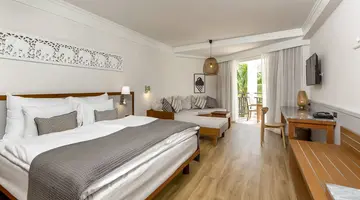 Sunwing Bangtao Beach