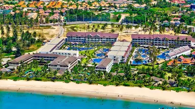 Sunwing Kamala Beach