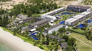 SUNWING KAMALA BEACH
