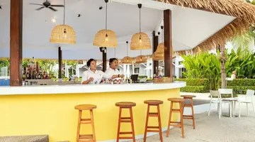 SUNWING KAMALA BEACH