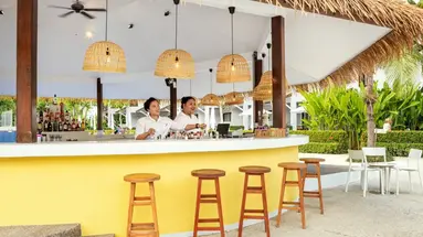 SUNWING KAMALA BEACH