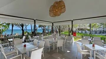 SUNWING KAMALA BEACH
