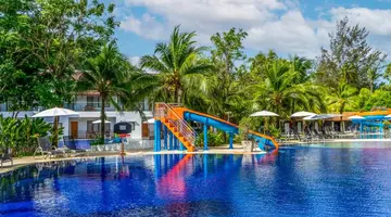 SUNWING KAMALA BEACH