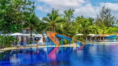 SUNWING KAMALA BEACH
