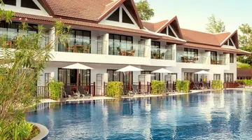 SUNWING KAMALA BEACH