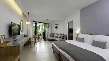 SUNWING KAMALA BEACH