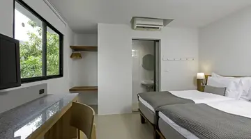 SUNWING KAMALA BEACH