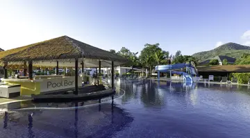 SUNWING KAMALA BEACH