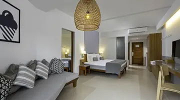 SUNWING KAMALA BEACH