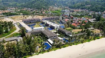 SUNWING KAMALA BEACH