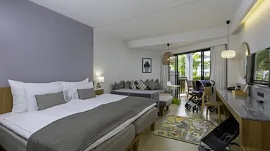 SUNWING KAMALA BEACH