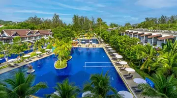 SUNWING KAMALA BEACH