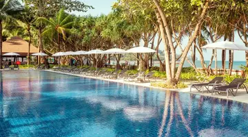 SUNWING KAMALA BEACH