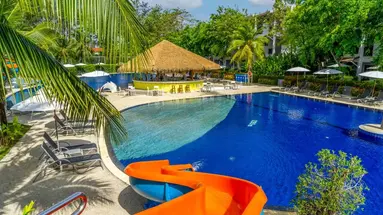 SUNWING KAMALA BEACH