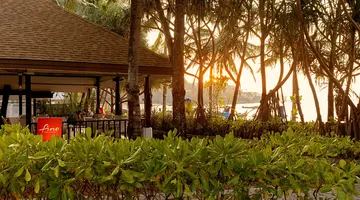 SUNWING KAMALA BEACH