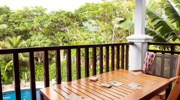 SUNWING KAMALA BEACH