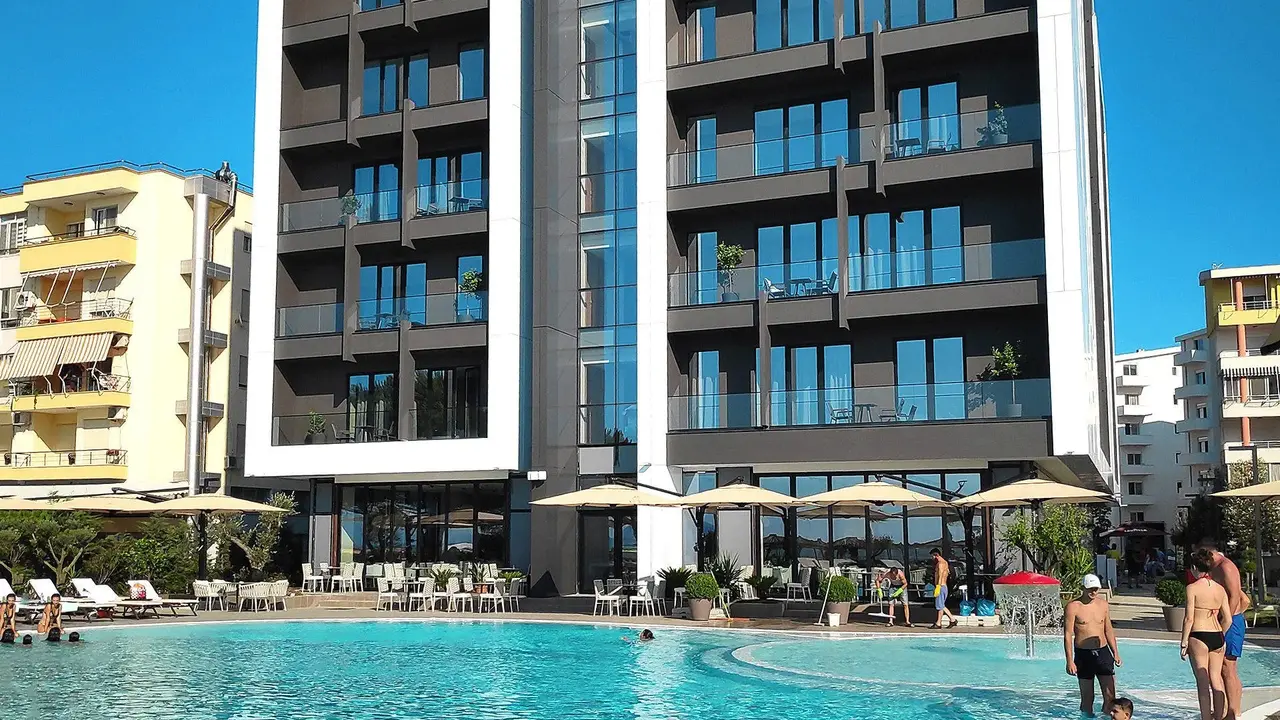 Supreme Hotel