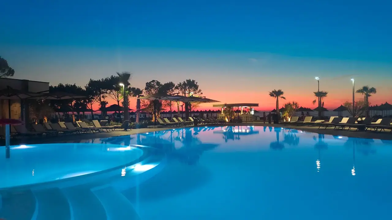Supreme Hotel