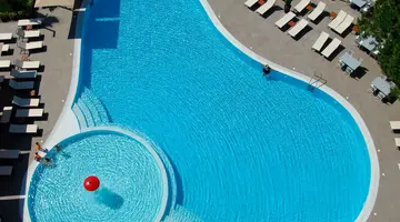 Supreme Hotel