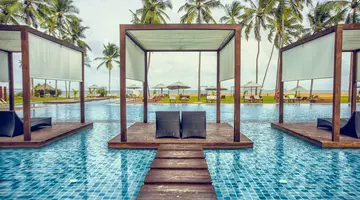 Suriya Luxury Resort
