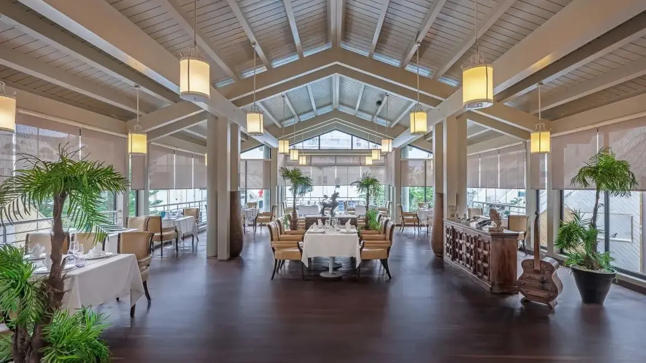 Susesi Luxury Resort