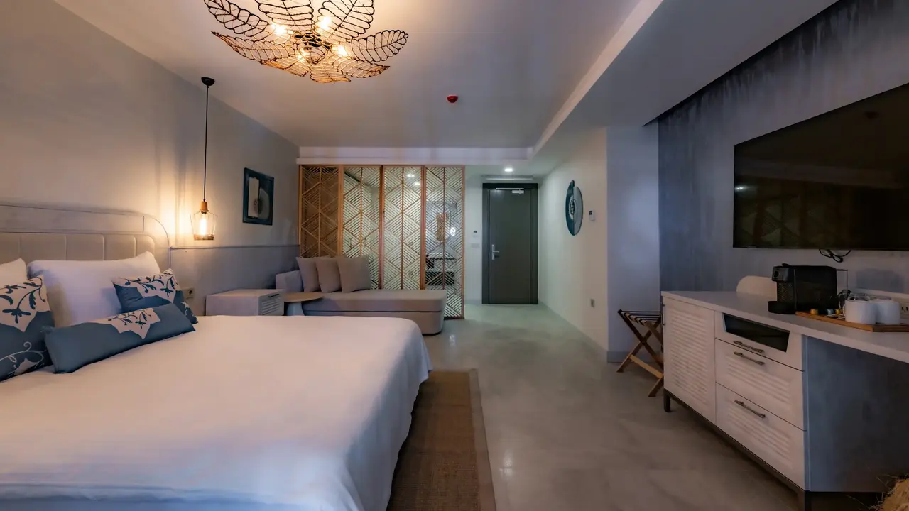 SUUM BODRUM ADULT ONLY +16