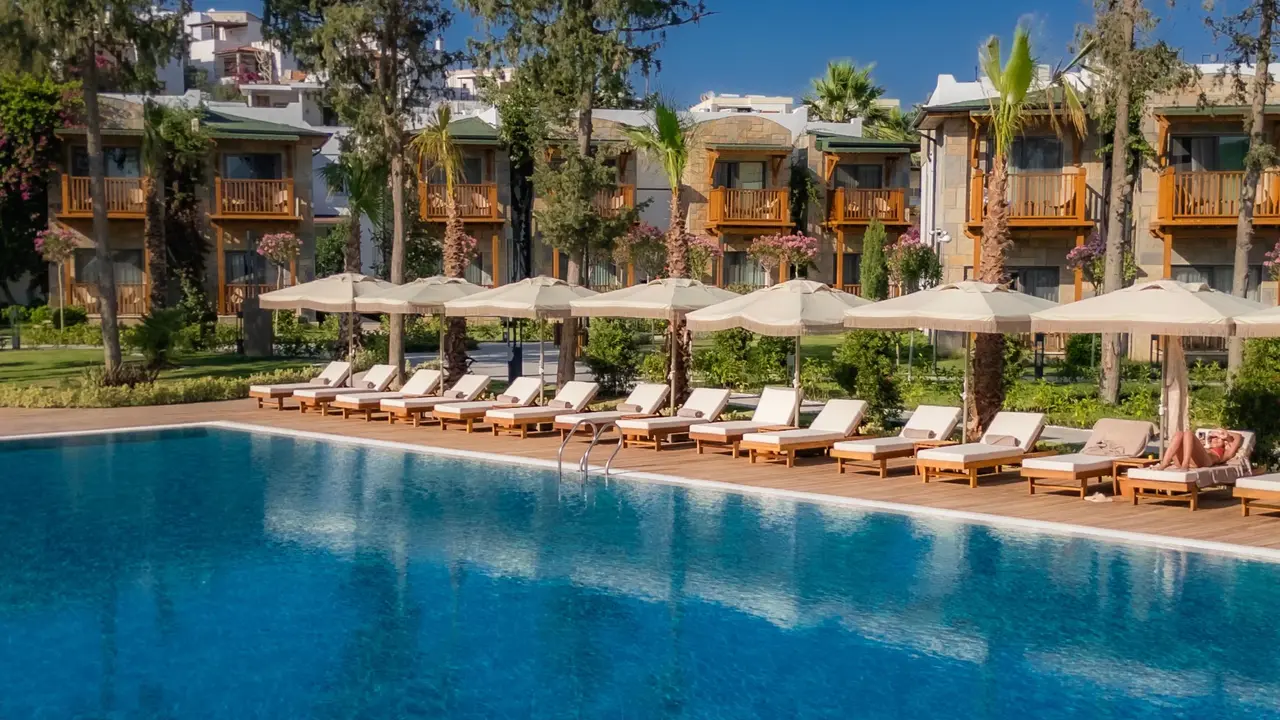 SUUM BODRUM ADULT ONLY +16