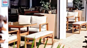 Sveltos Hotel