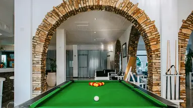 Sveltos Hotel