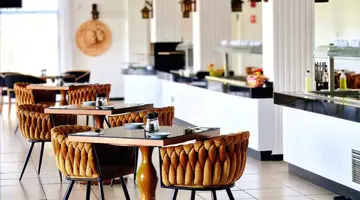 Sveltos Hotel