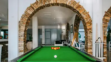 Sveltos Hotel