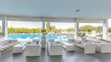 Sveltos Hotel