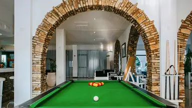 Sveltos Hotel