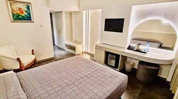 Sveltos Hotel
