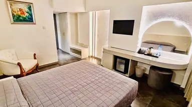 Sveltos Hotel