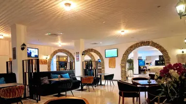 Sveltos Hotel