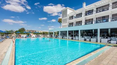 Sveltos Hotel