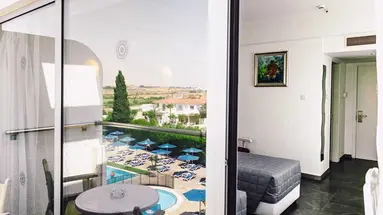 Sveltos Hotel