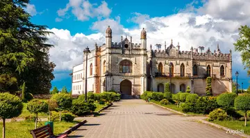 Swańskie Tajemnice U Podnóża Kaukazu