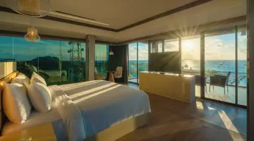 SWARN BY HAWKS HOTELS