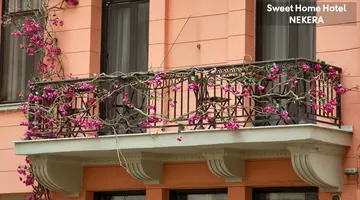 Sweet Home Hotel